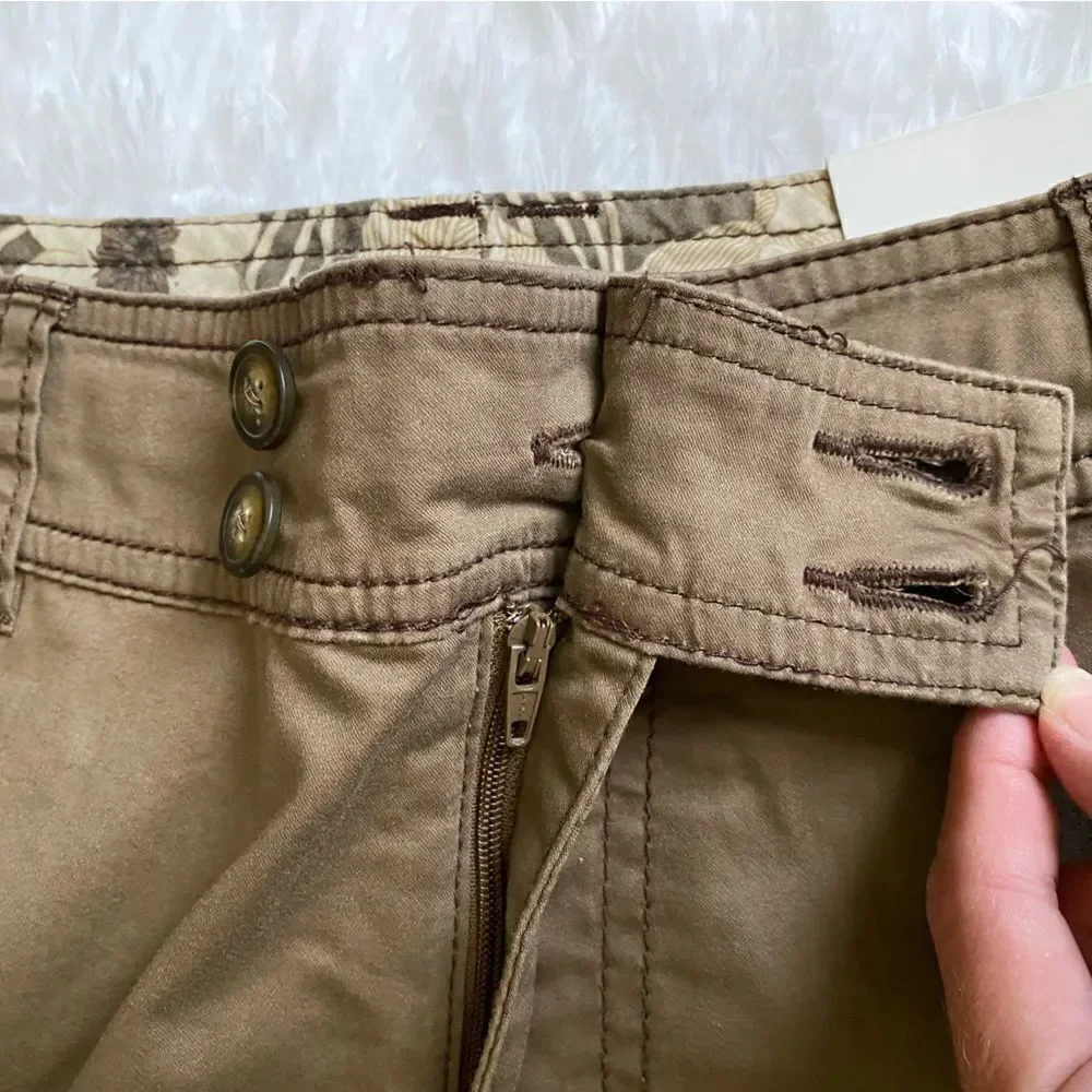 a.n.a‎ Capri Pants Bermuda Olive Brown NEW Women’s Size 12